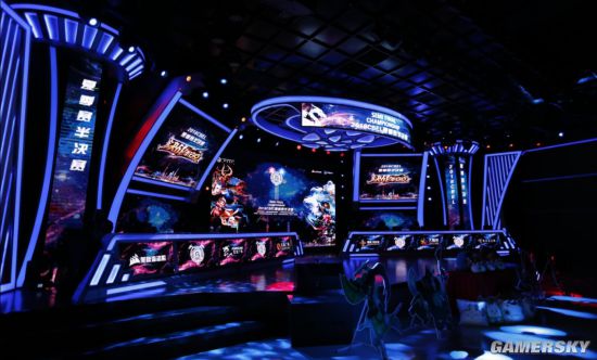 接手连中中 接手连中中